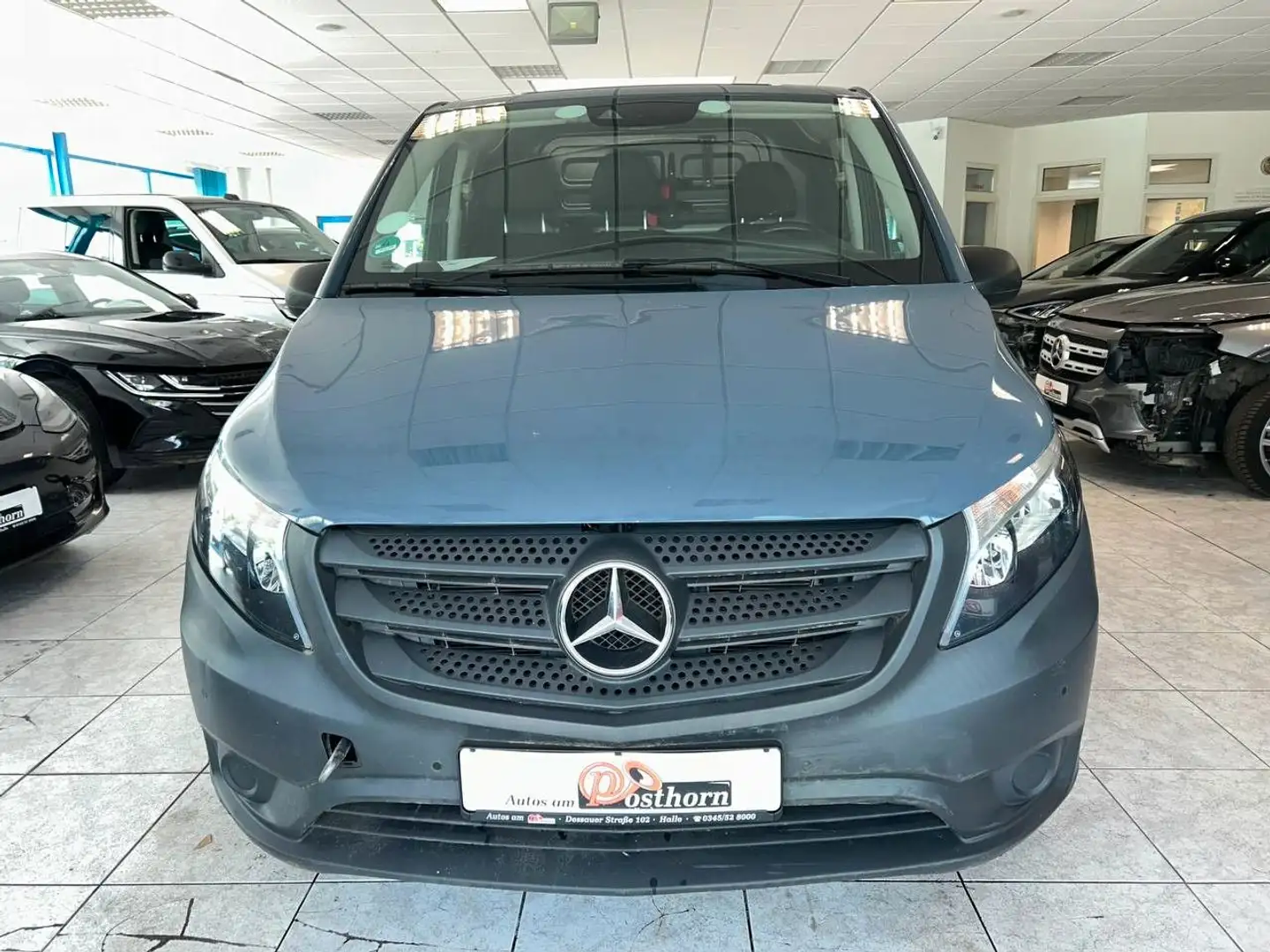 Vehicle image, number 2