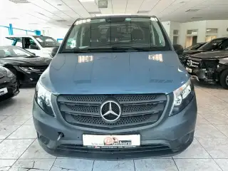 Vehicle image thumbnail, number 2