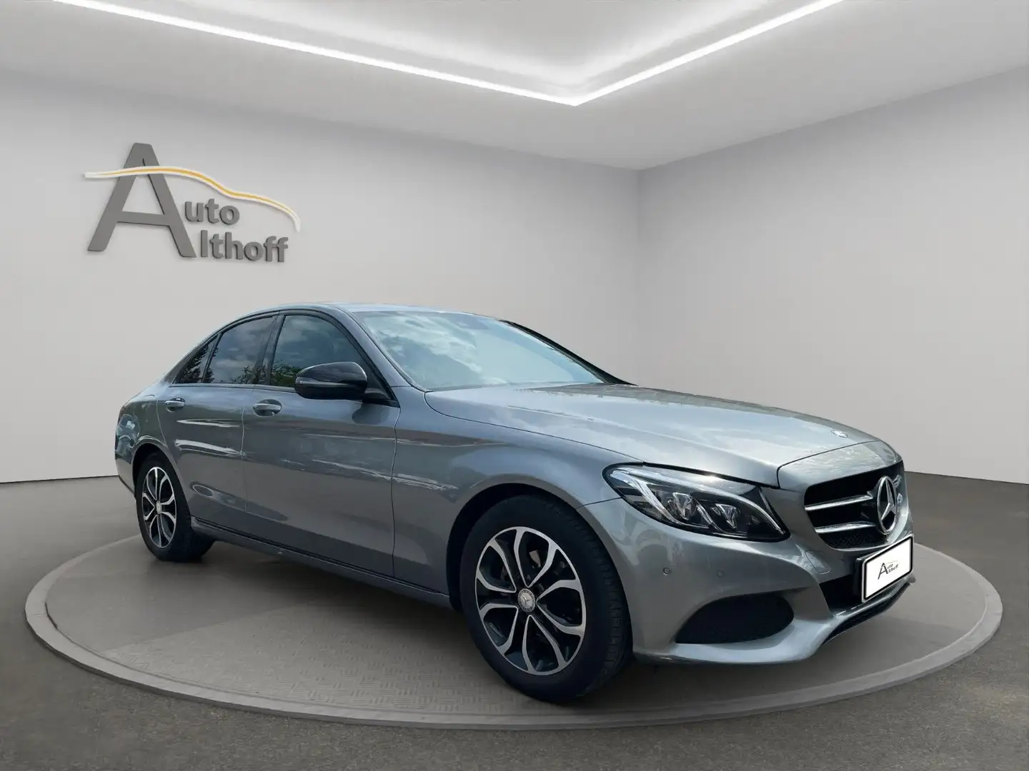 Vehicle image, number 1