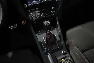 Vehicle image thumbnail, number 19