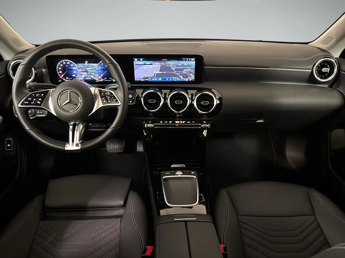 Vehicle image, number 8