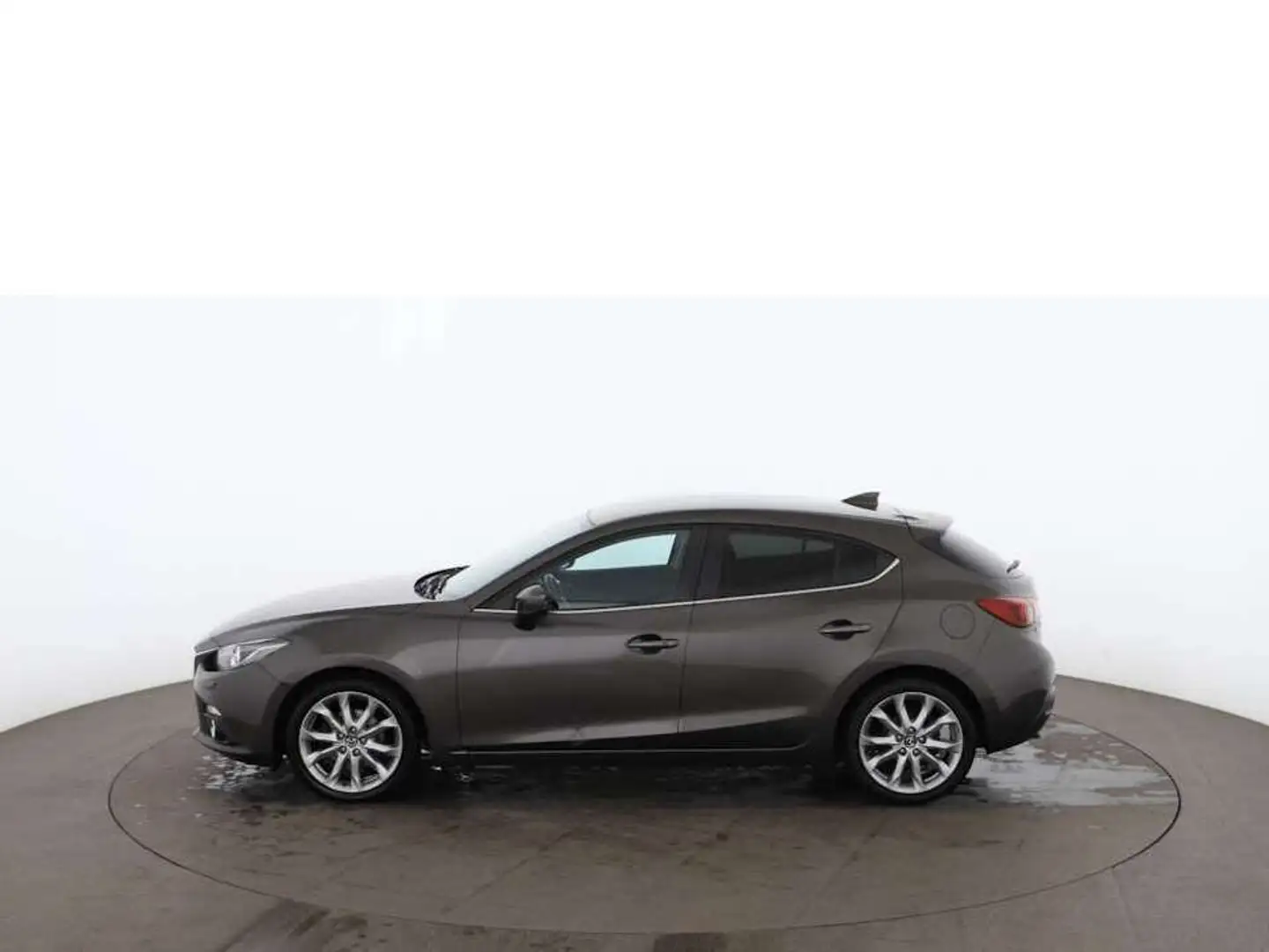 Vehicle image, number 5