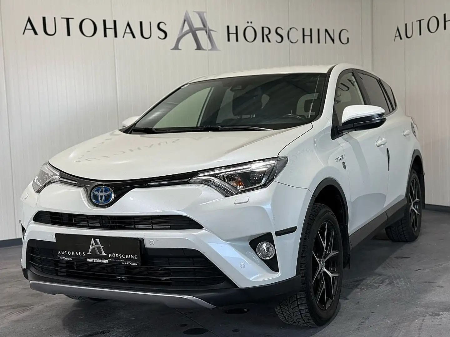 Vehicle image, number 3