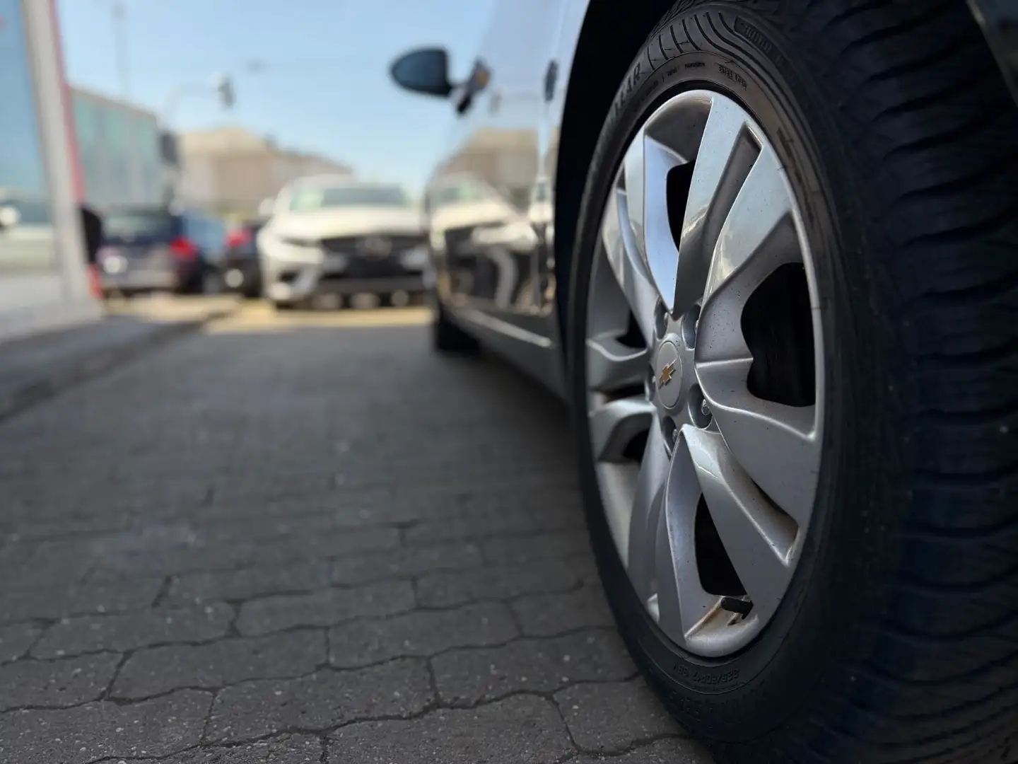 Vehicle image, number 7