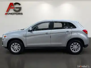 Vehicle image thumbnail, number 8