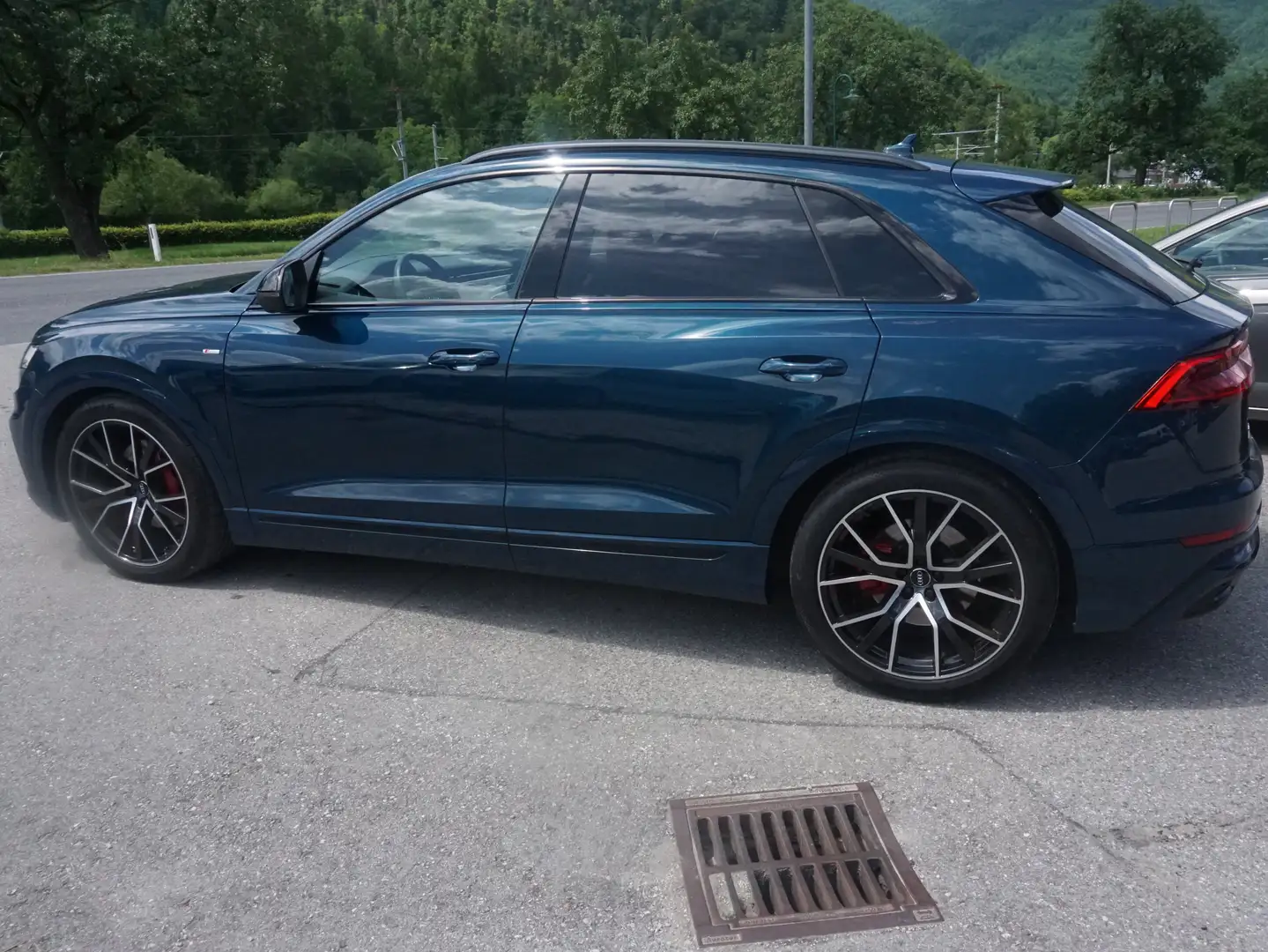 Vehicle image, number 4