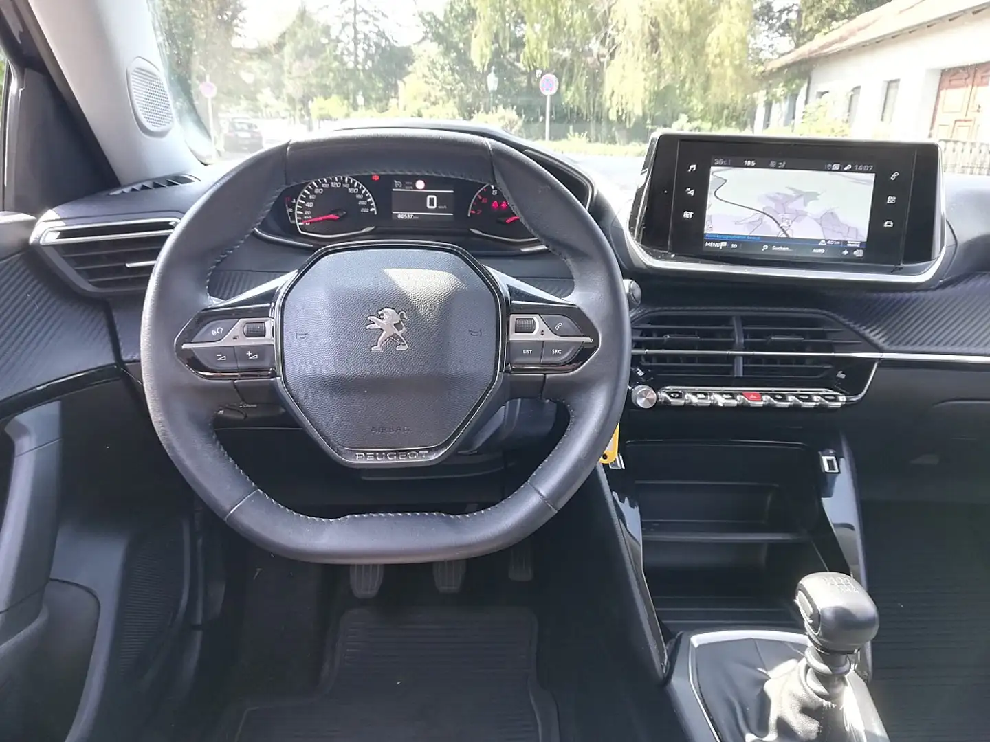 Vehicle image, number 9