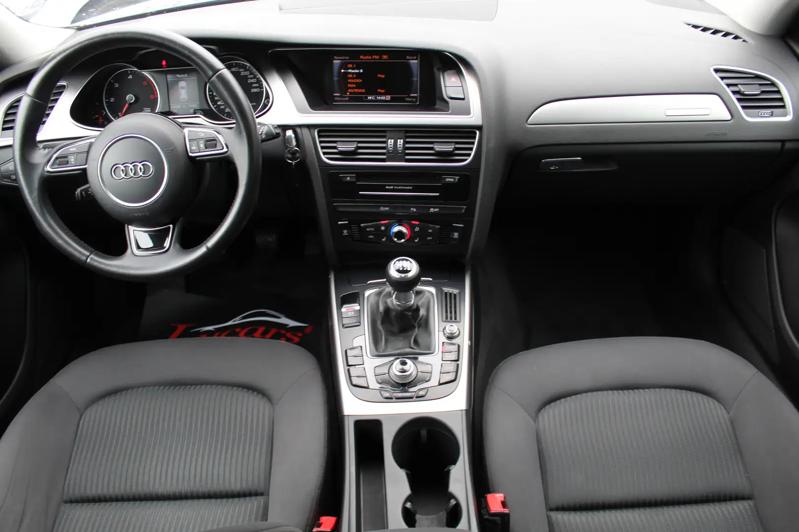 Vehicle image, number 9