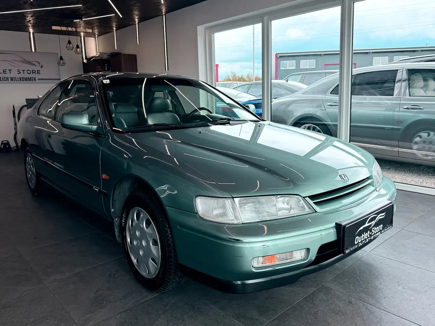 Vehicle image, number 3