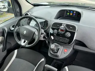 Vehicle image thumbnail, number 7
