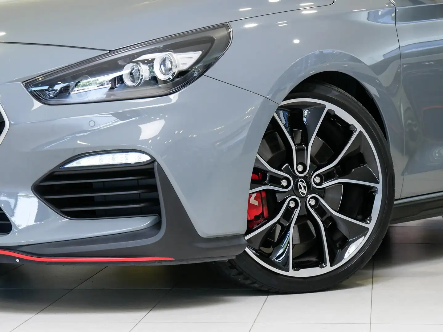 Vehicle image, number 7