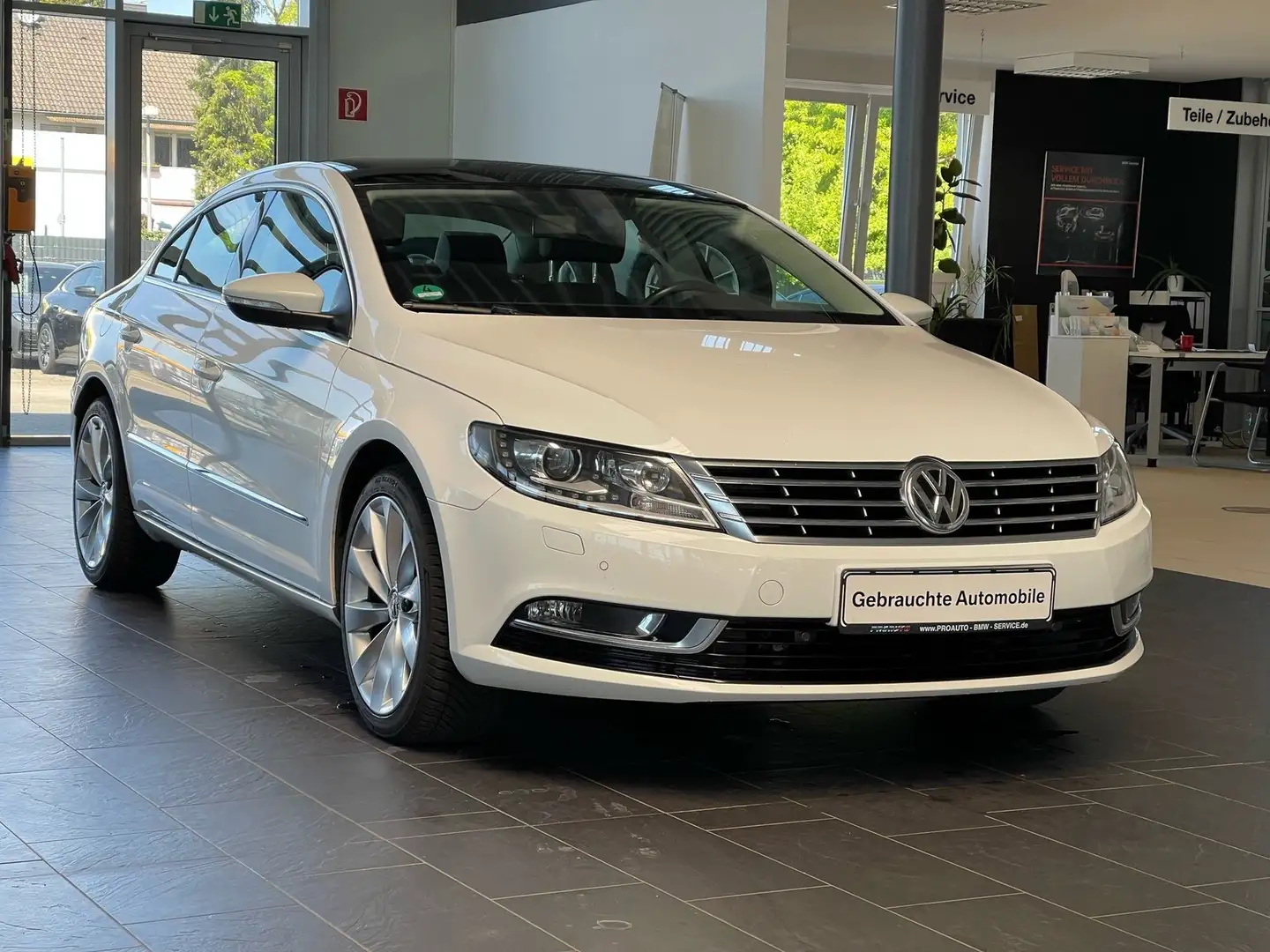 Vehicle image, number 2