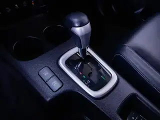 Vehicle image thumbnail, number 7