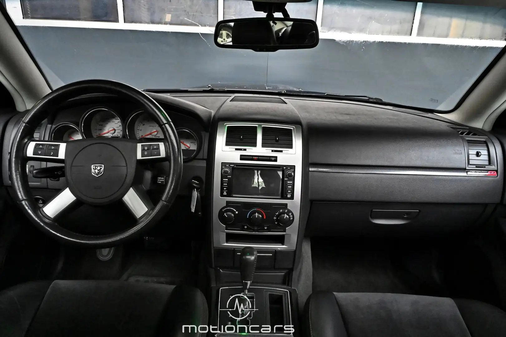Vehicle image, number 9