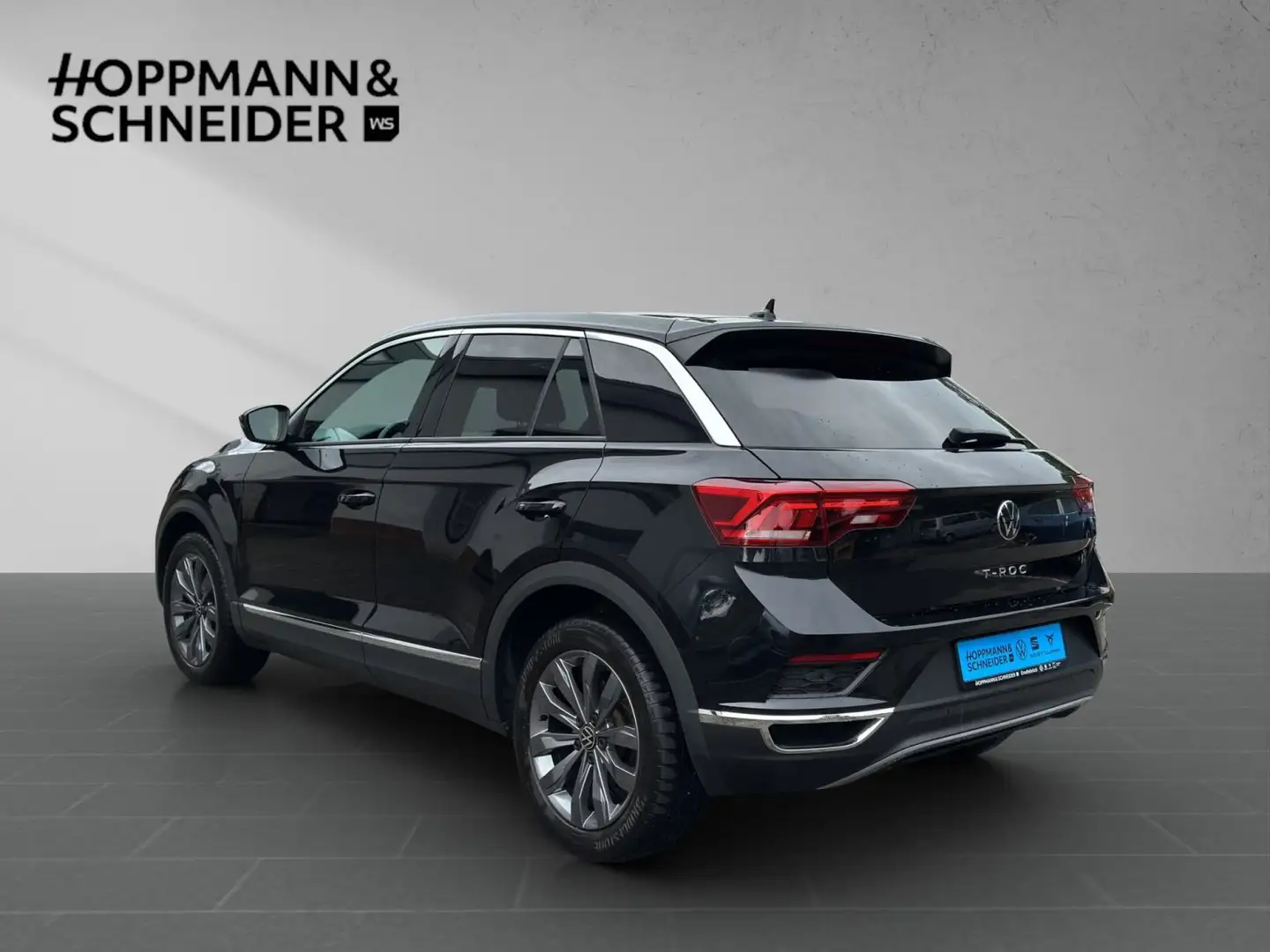 Vehicle image, number 4