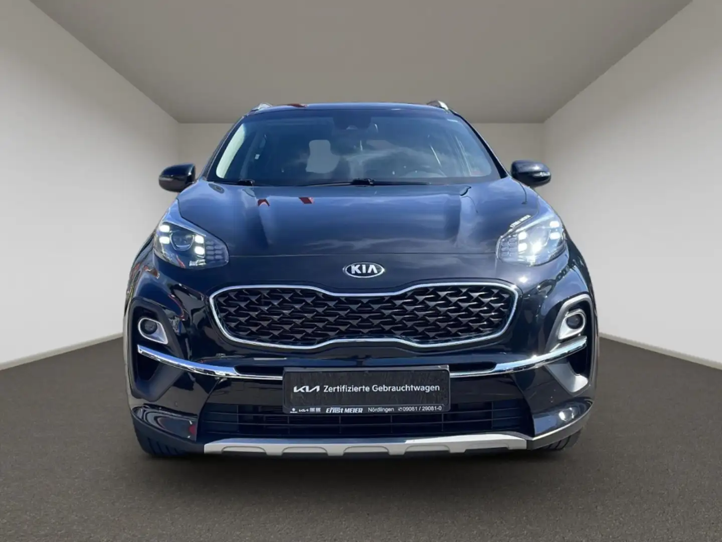 Vehicle image, number 8