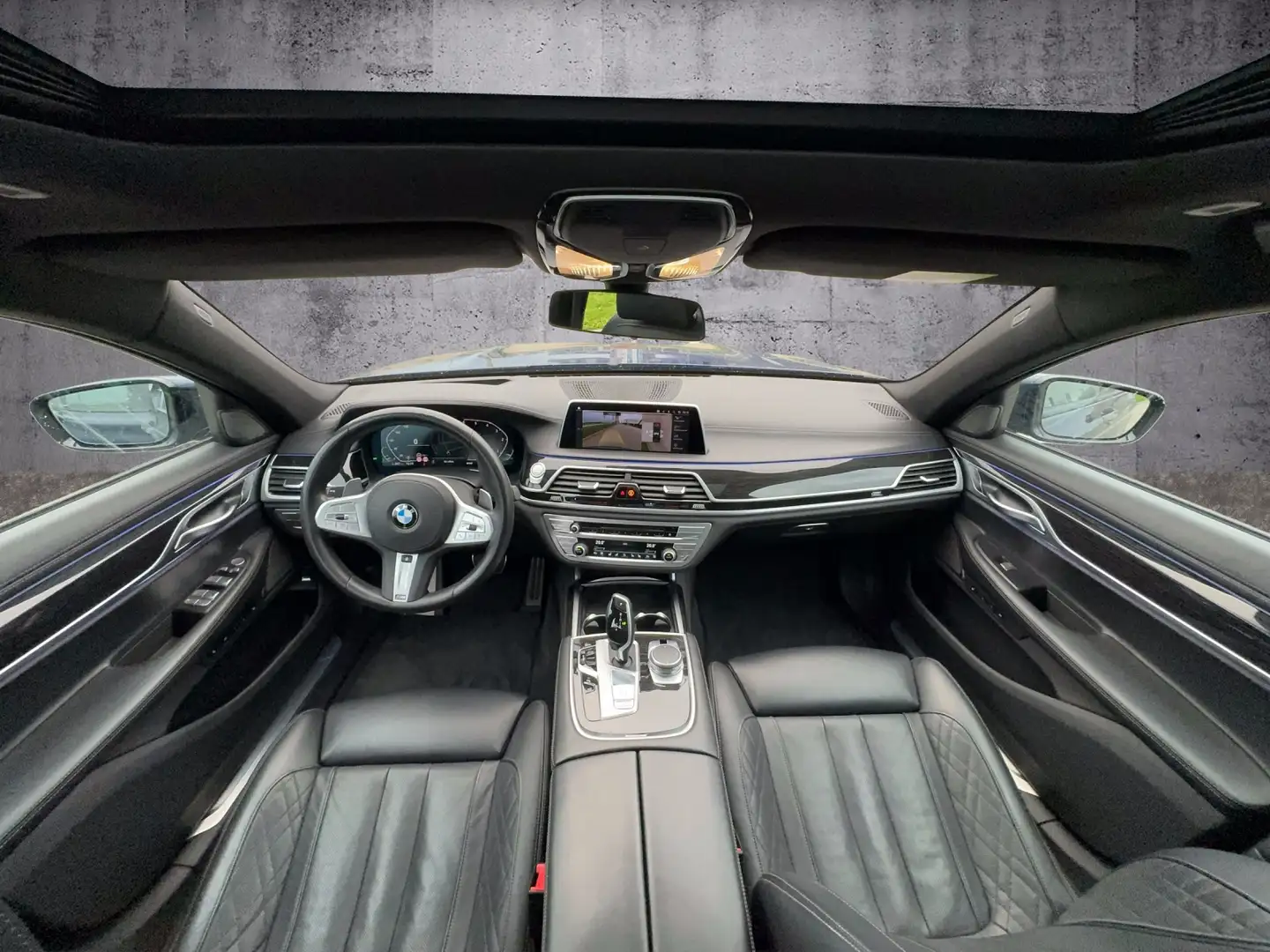 Vehicle image, number 9