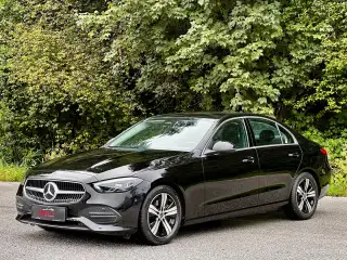 Vehicle image thumbnail, number 4
