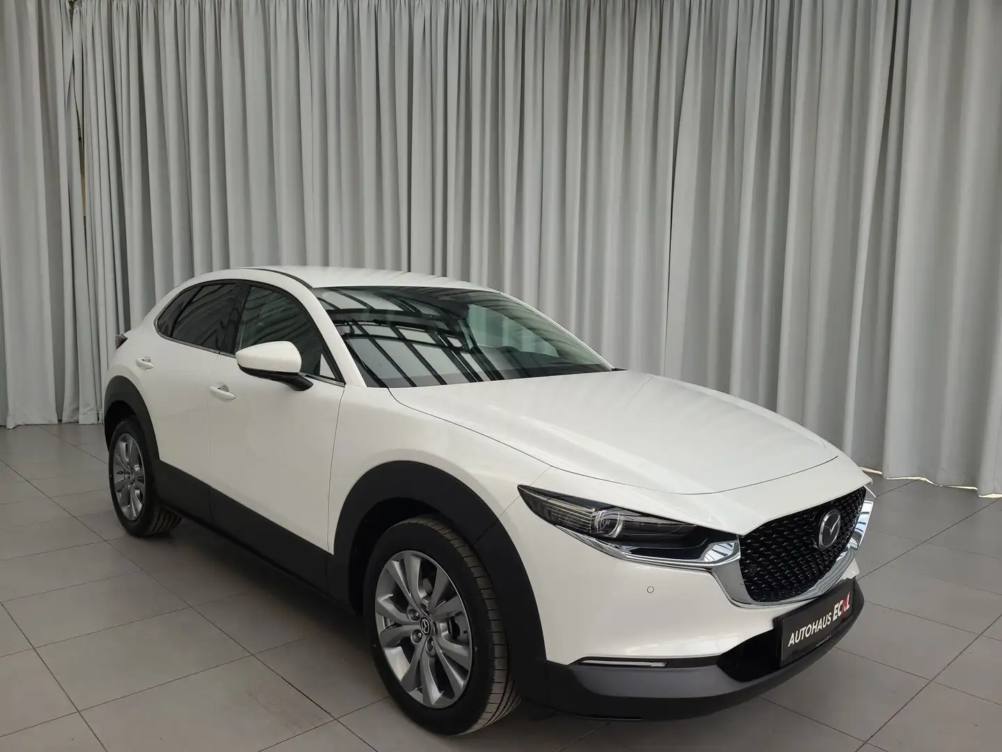 Vehicle image, number 3