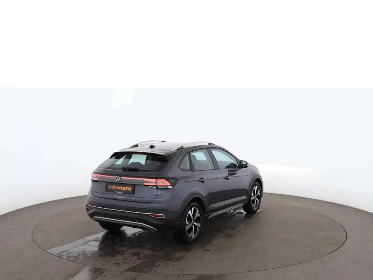 Vehicle image, number 3