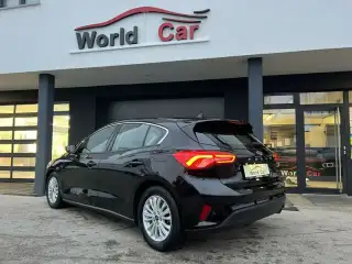 Vehicle image thumbnail, number 6