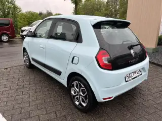 Vehicle image thumbnail, number 6