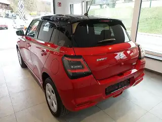 Vehicle image thumbnail, number 4