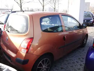 Vehicle image thumbnail, number 3
