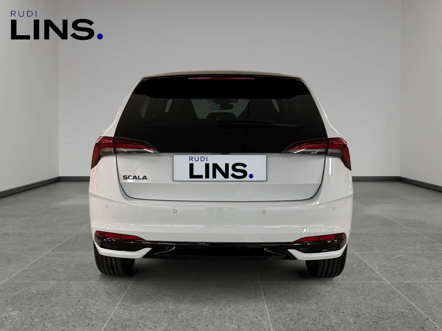 Vehicle image, number 4