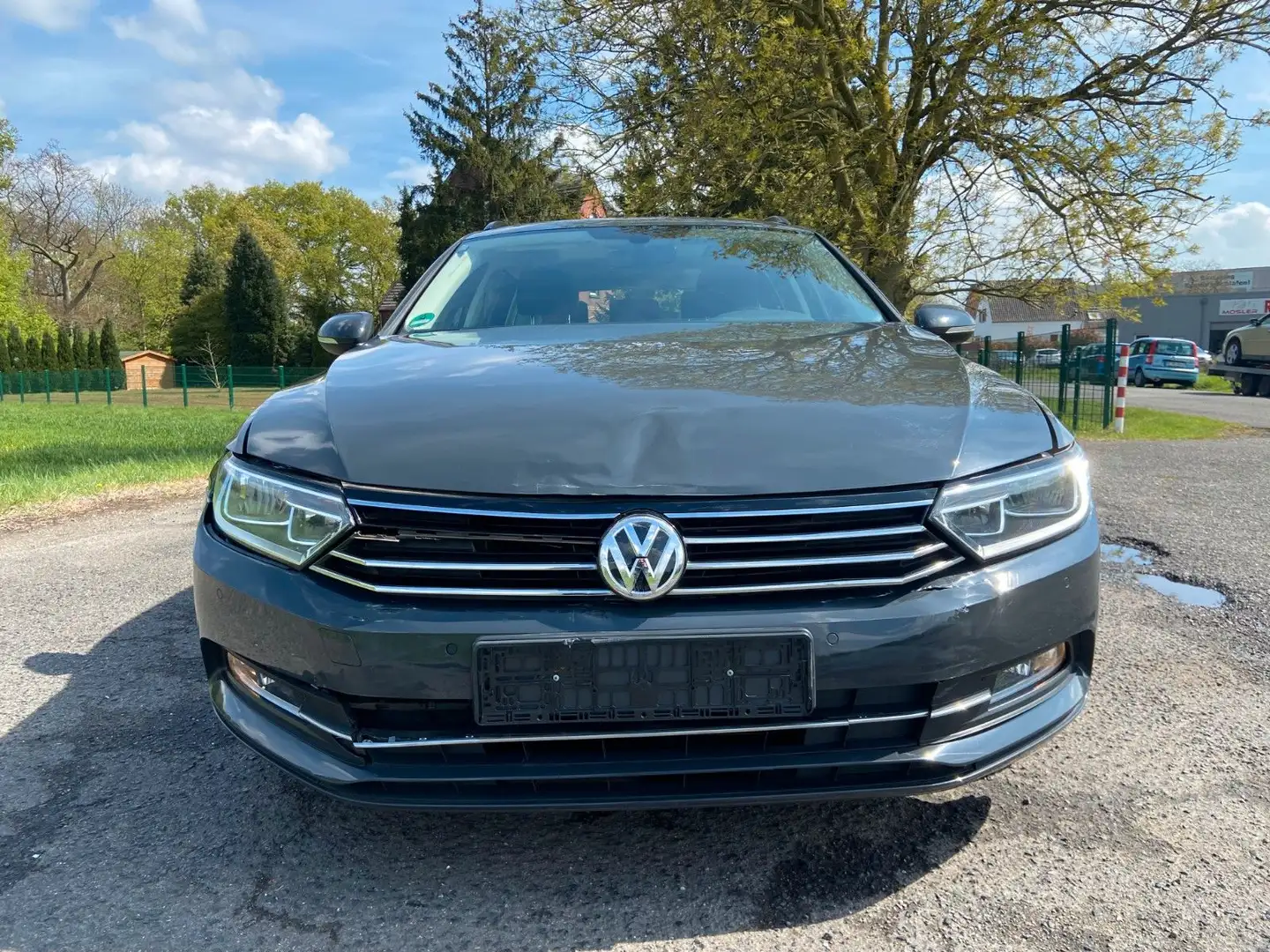 Vehicle image, number 6