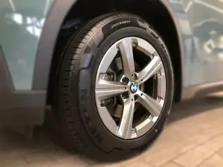 Vehicle image thumbnail, number 3