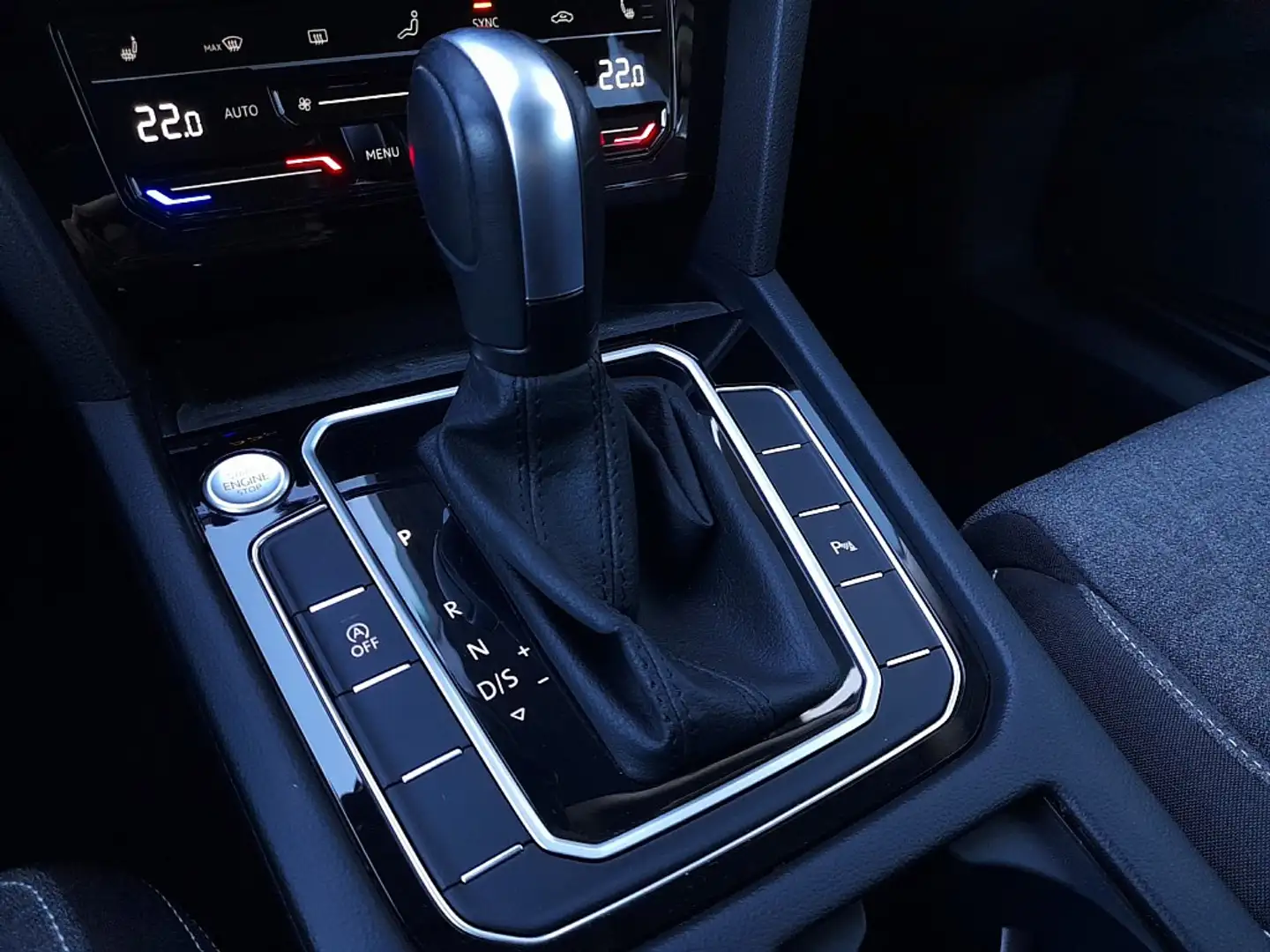 Vehicle image, number 8