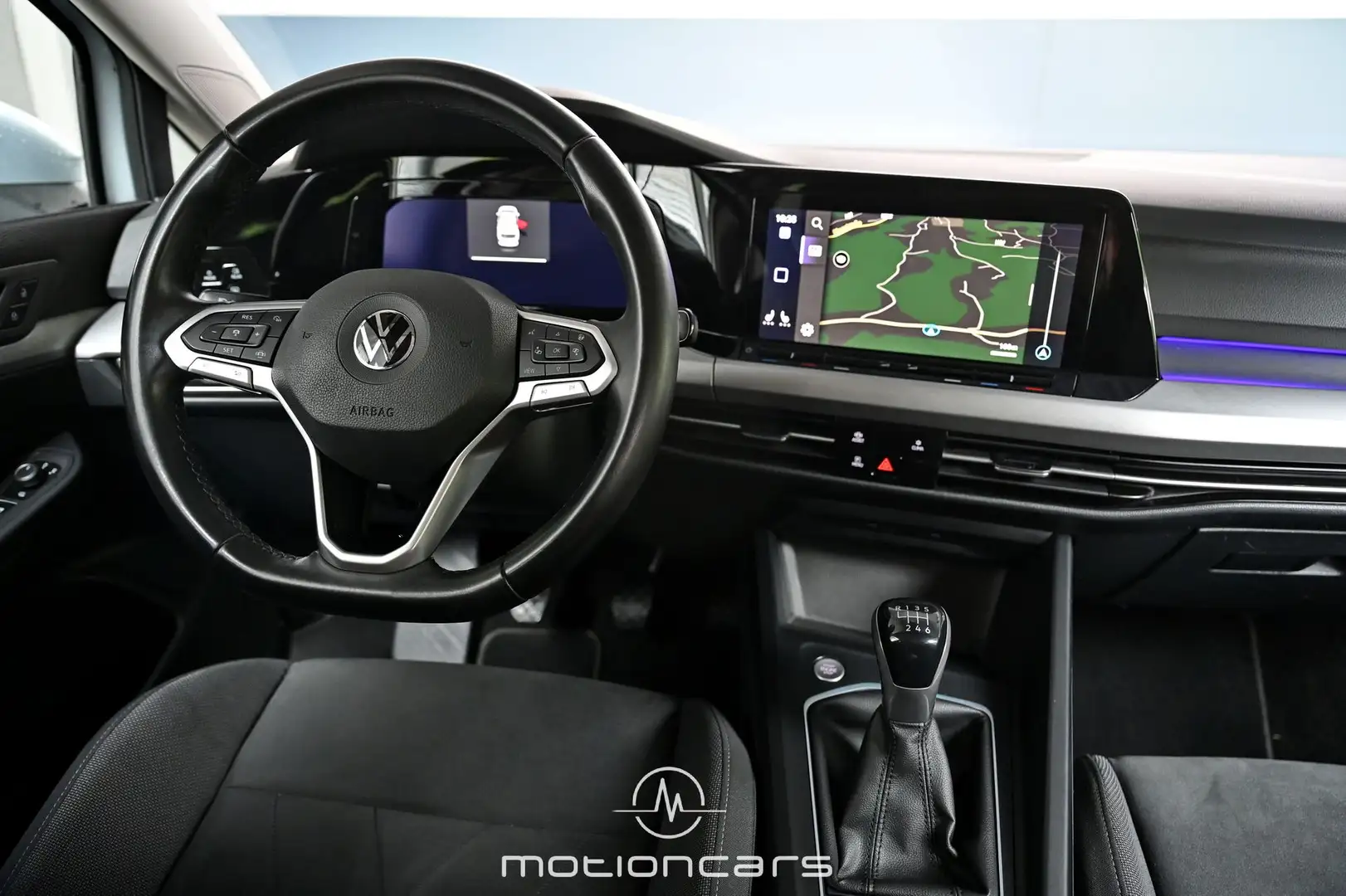 Vehicle image, number 11