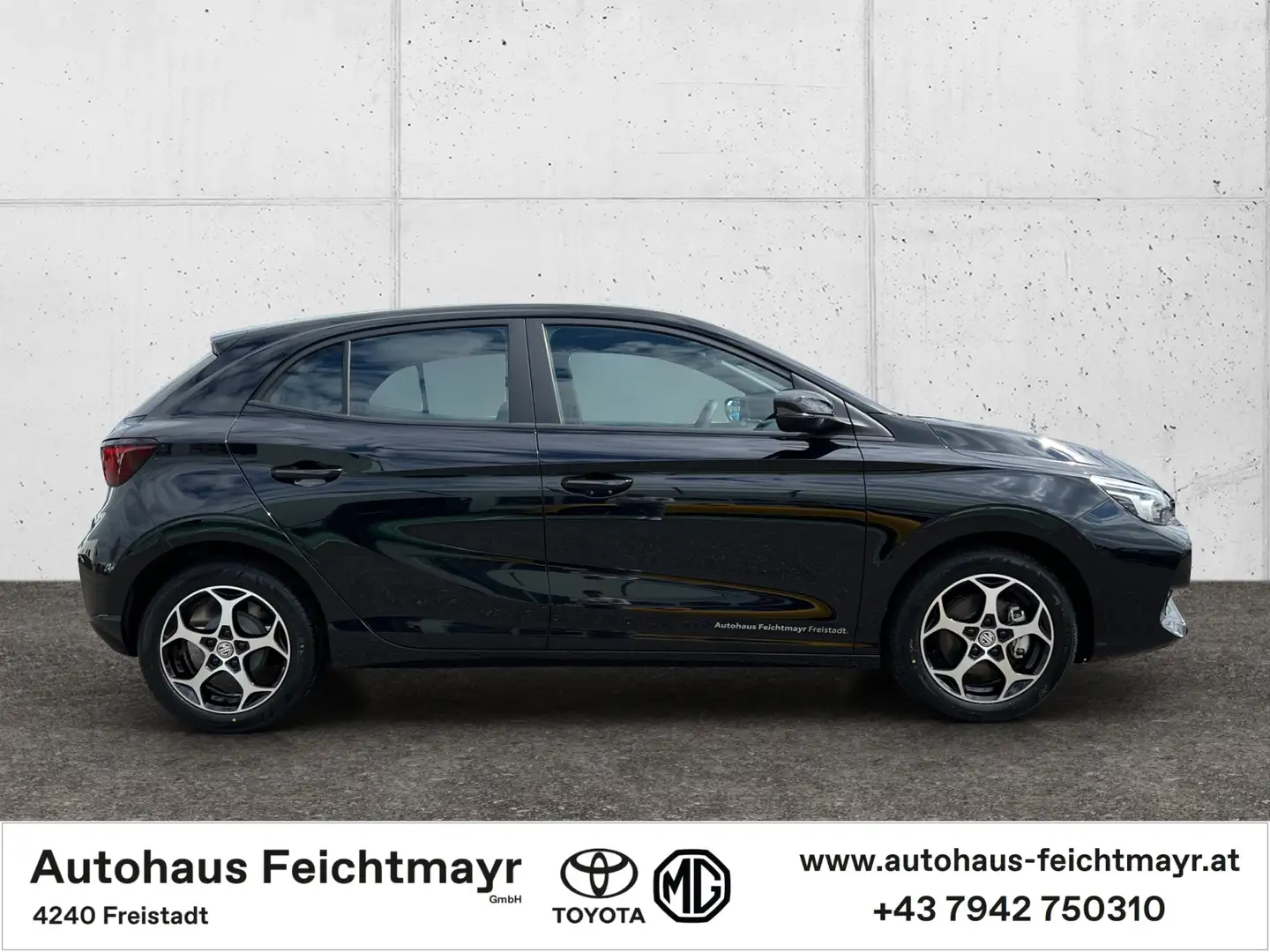 Vehicle image, number 4