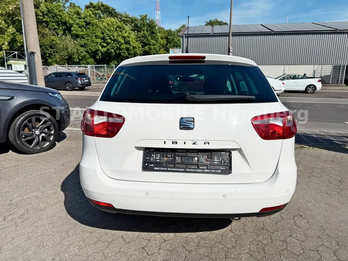 Vehicle image, number 4