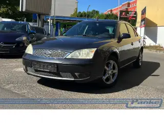 Vehicle image thumbnail, number 4