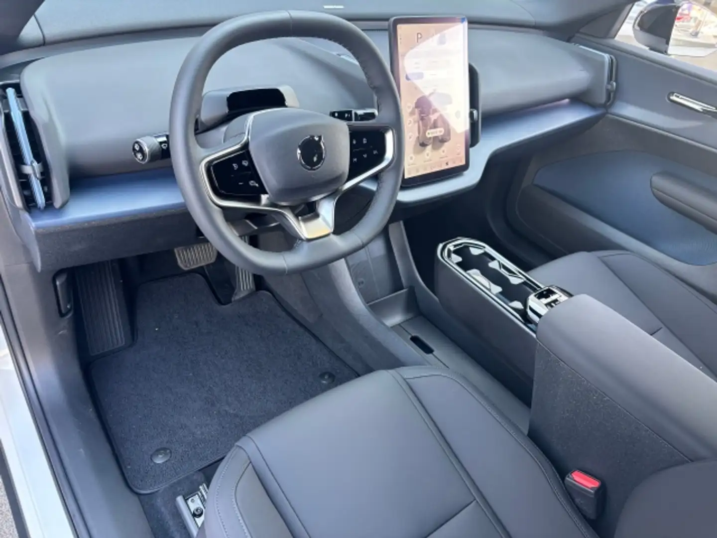 Vehicle image, number 9