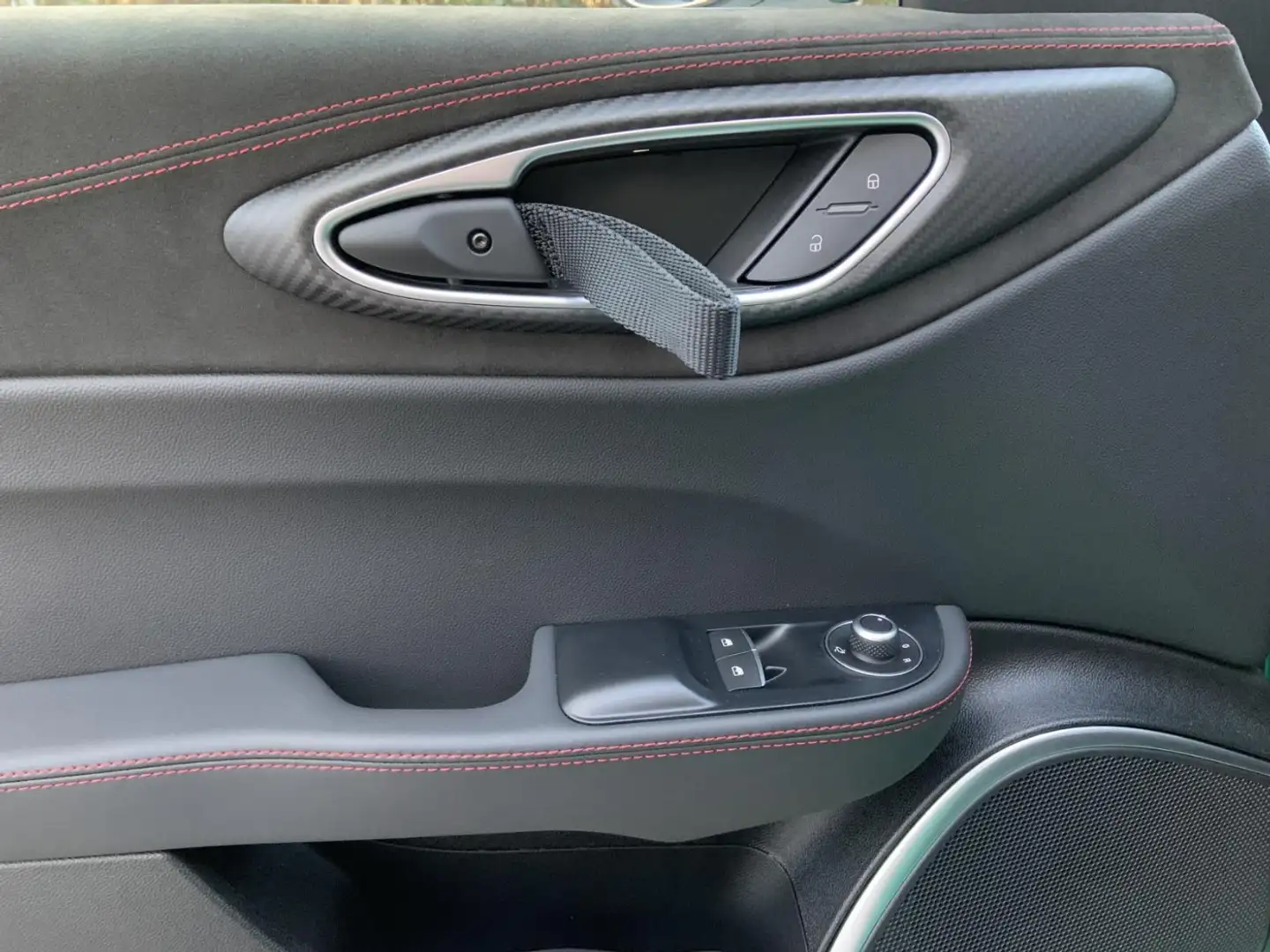 Vehicle image, number 5