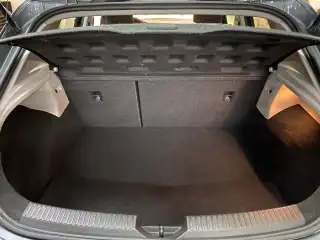 Vehicle image thumbnail, number 12