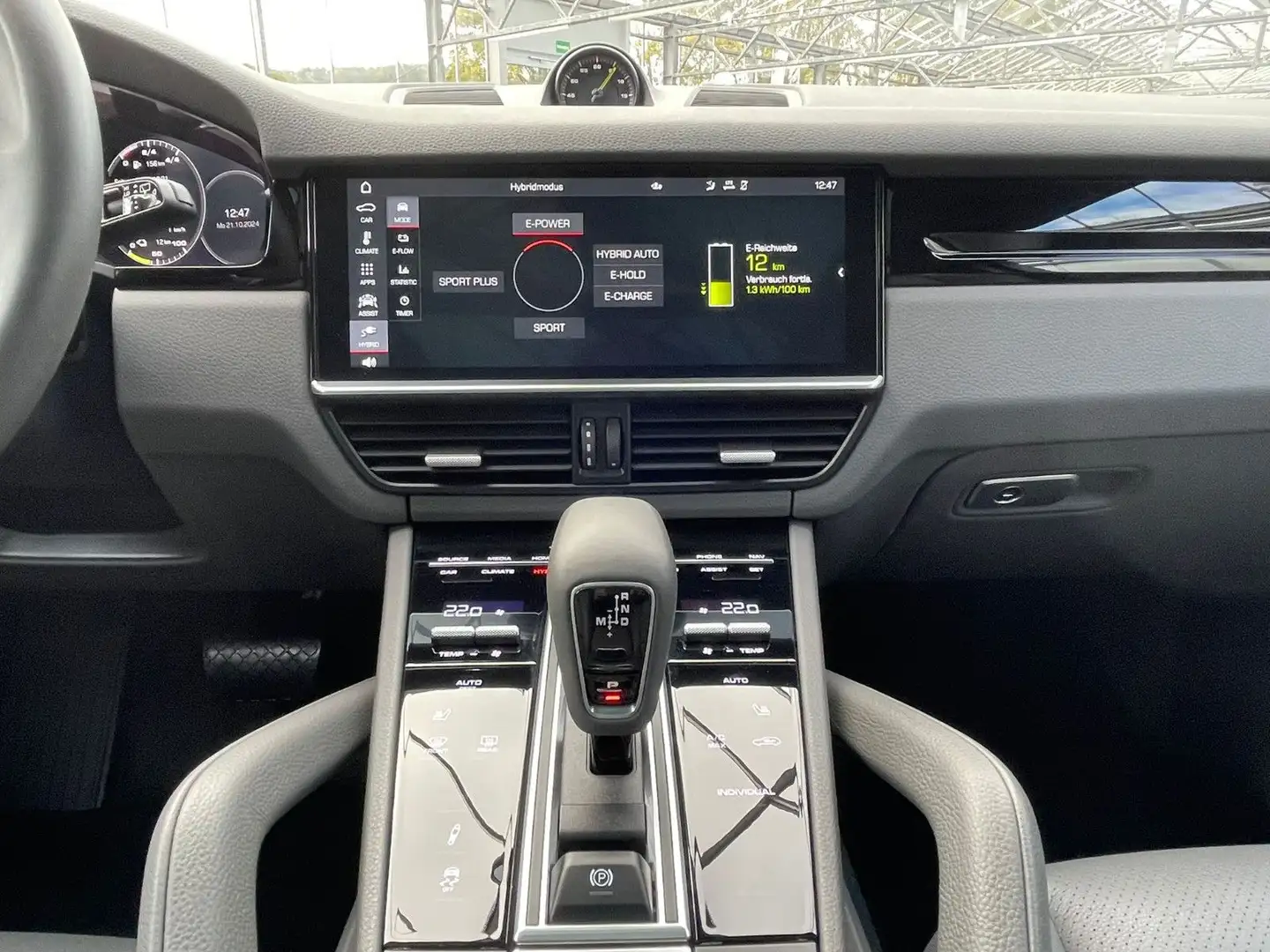 Vehicle image, number 8