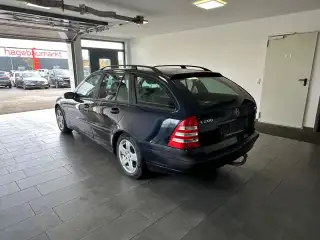 Vehicle image thumbnail, number 9