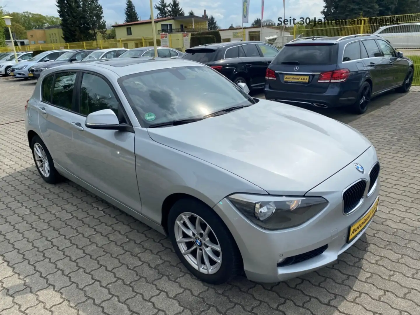Vehicle image, number 5