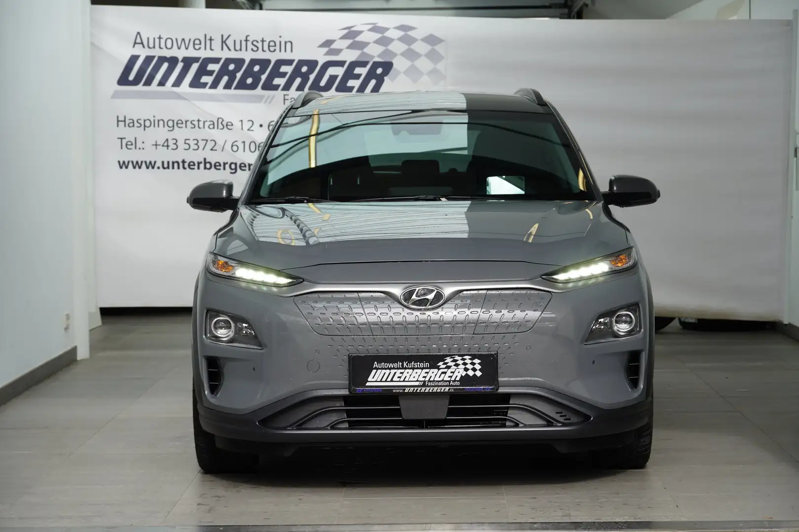 Vehicle image, number 2