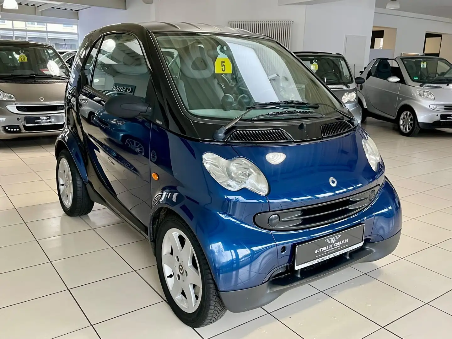 Vehicle image, number 3