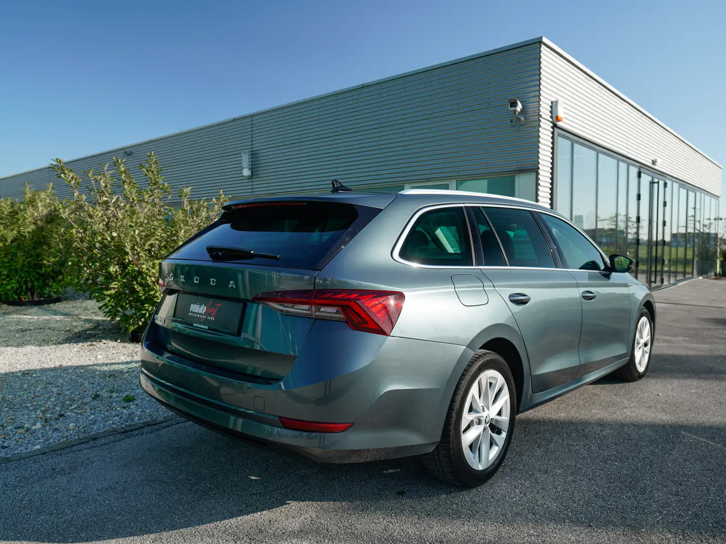 Vehicle image, number 2