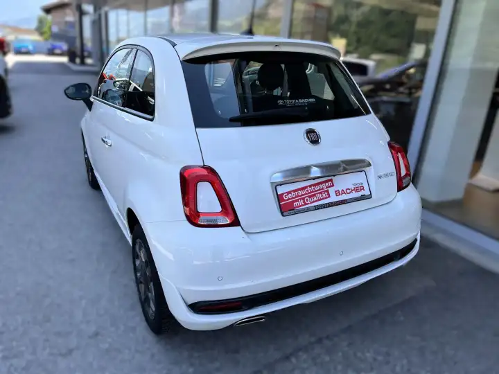 Additional image of the vehicle