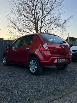 Vehicle image thumbnail, number 9