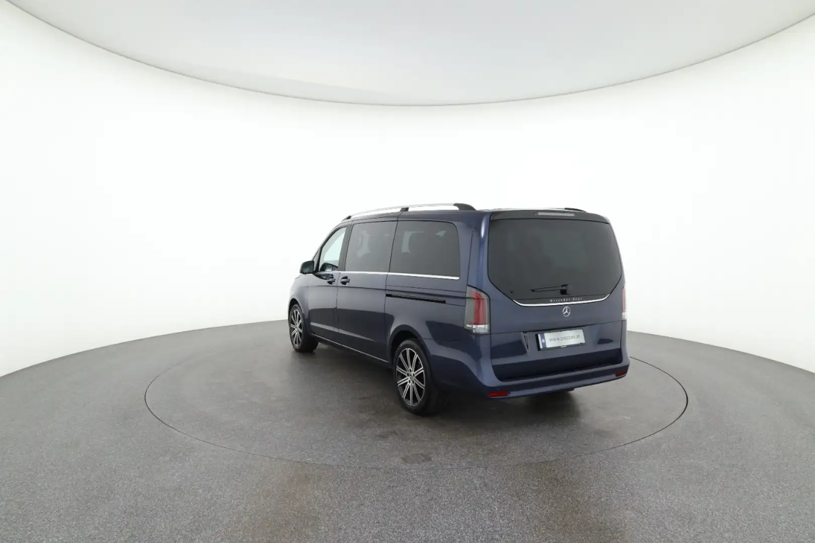 Vehicle image, number 5