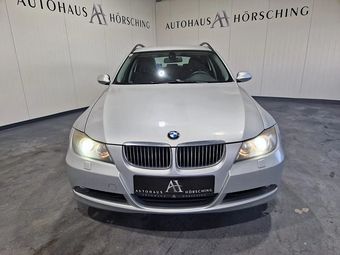 Vehicle image, number 2