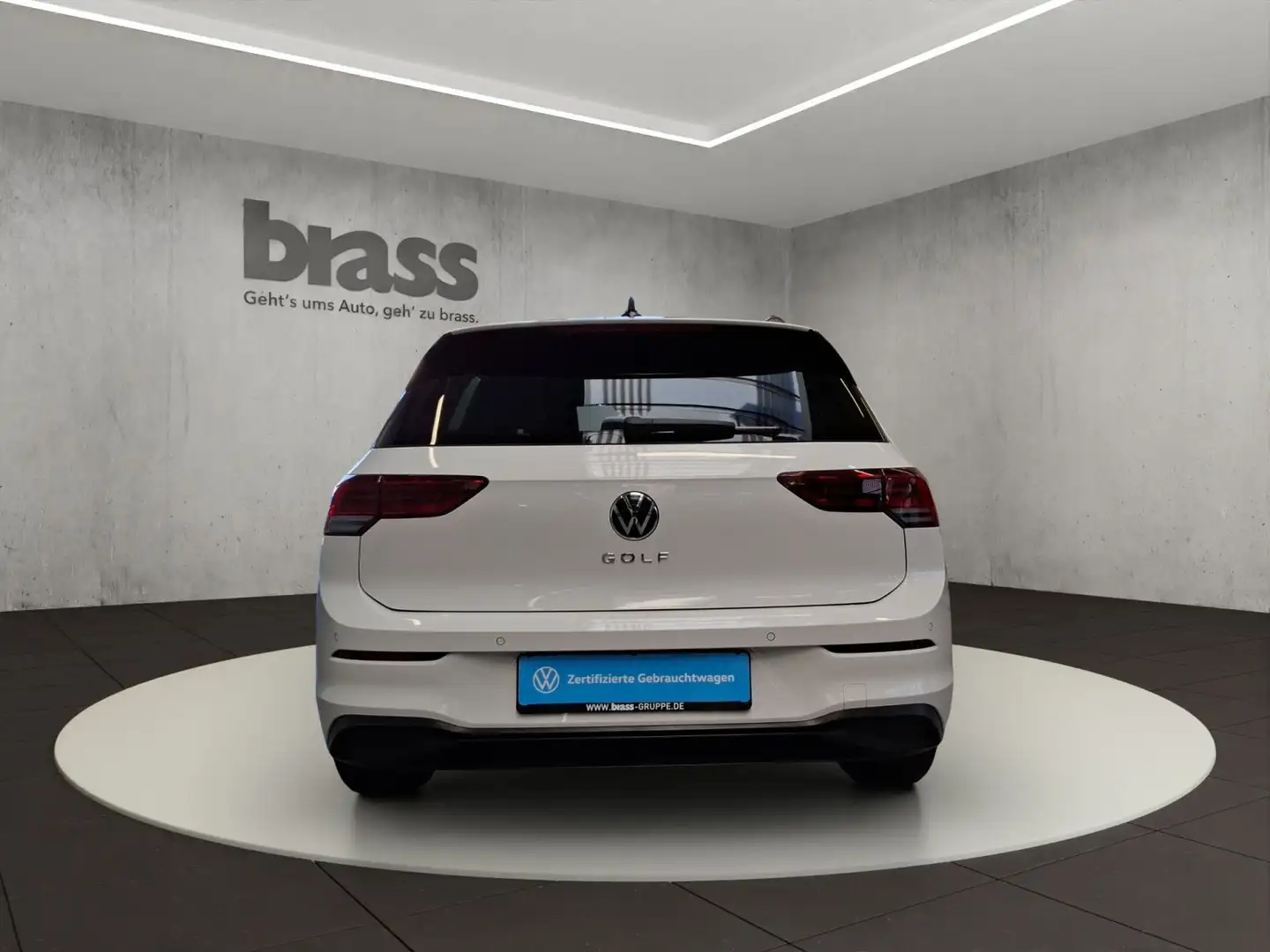 Vehicle image, number 4